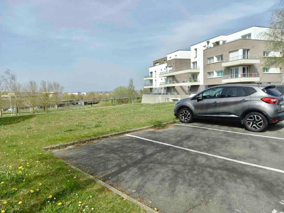 Le Domaine Reserve , Parking Et Ecrin De Verdure Amiens Exterior photo